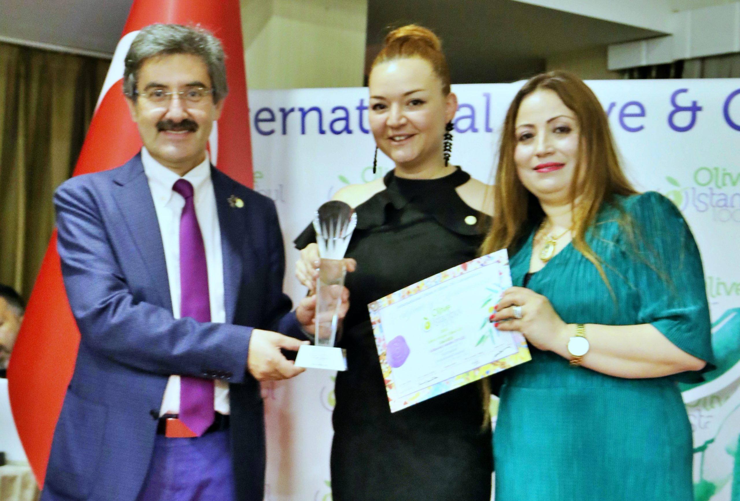 Olive Istanbul IOOC Kalite Yarışmasından 3 Ödülle Döndük